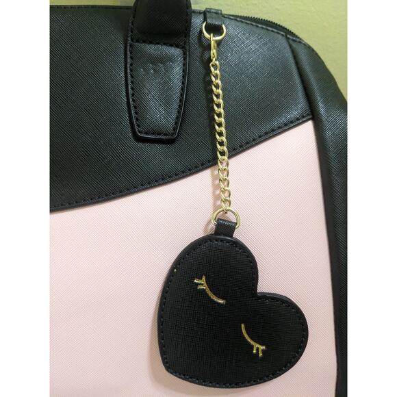 RARE Mary Kay Loly In The Sky Heart Print Colorblock Pink/Black Shoulder Purse - Picture 2 of 6